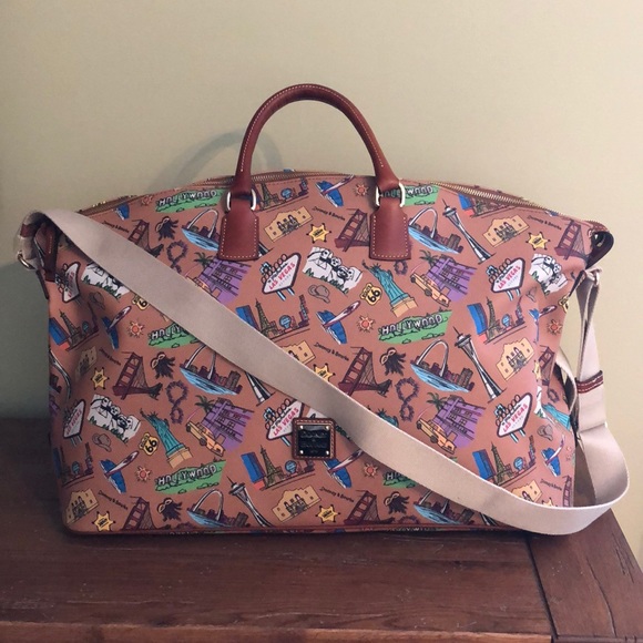 Dooney & Bourke Handbags - 🍹🕶HOST PICK Girls weekend🏖🍷